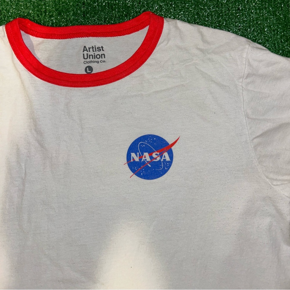 Nasa tee
